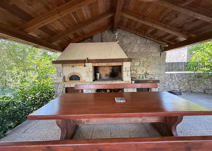 Mates House In - 3 Bedroom House