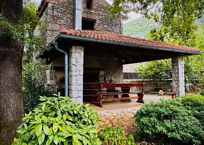 Mates House In - 3 Bedroom House