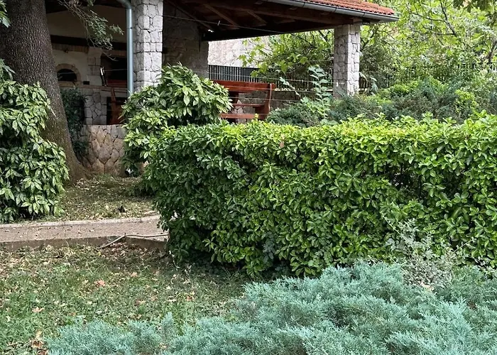 Mates House In - 3 Bedroom House * Tribalj (Primorsko-Goranska)